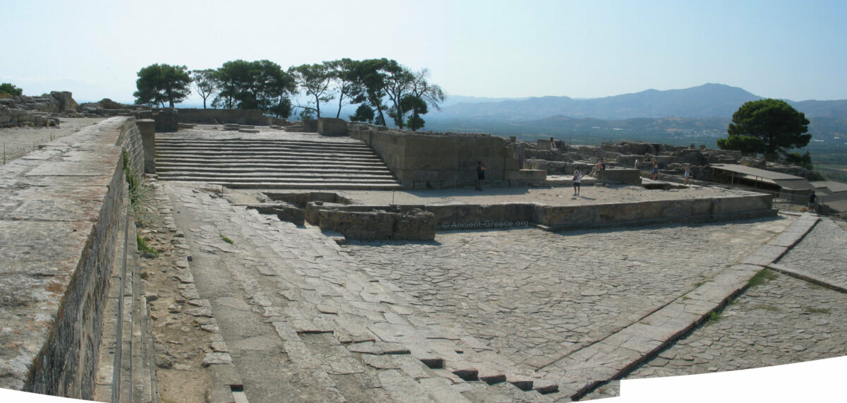 Phaistos Palace: West Courtyard