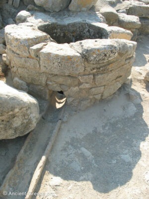 Phaistos Water Well