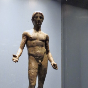 Antikythera Shipwreck - Bronze male statuette8 Bronze male statuette