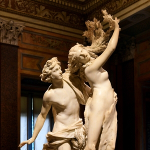 Apollo and Daphne - Bernini Apollo and Daphne statue by Bernini
