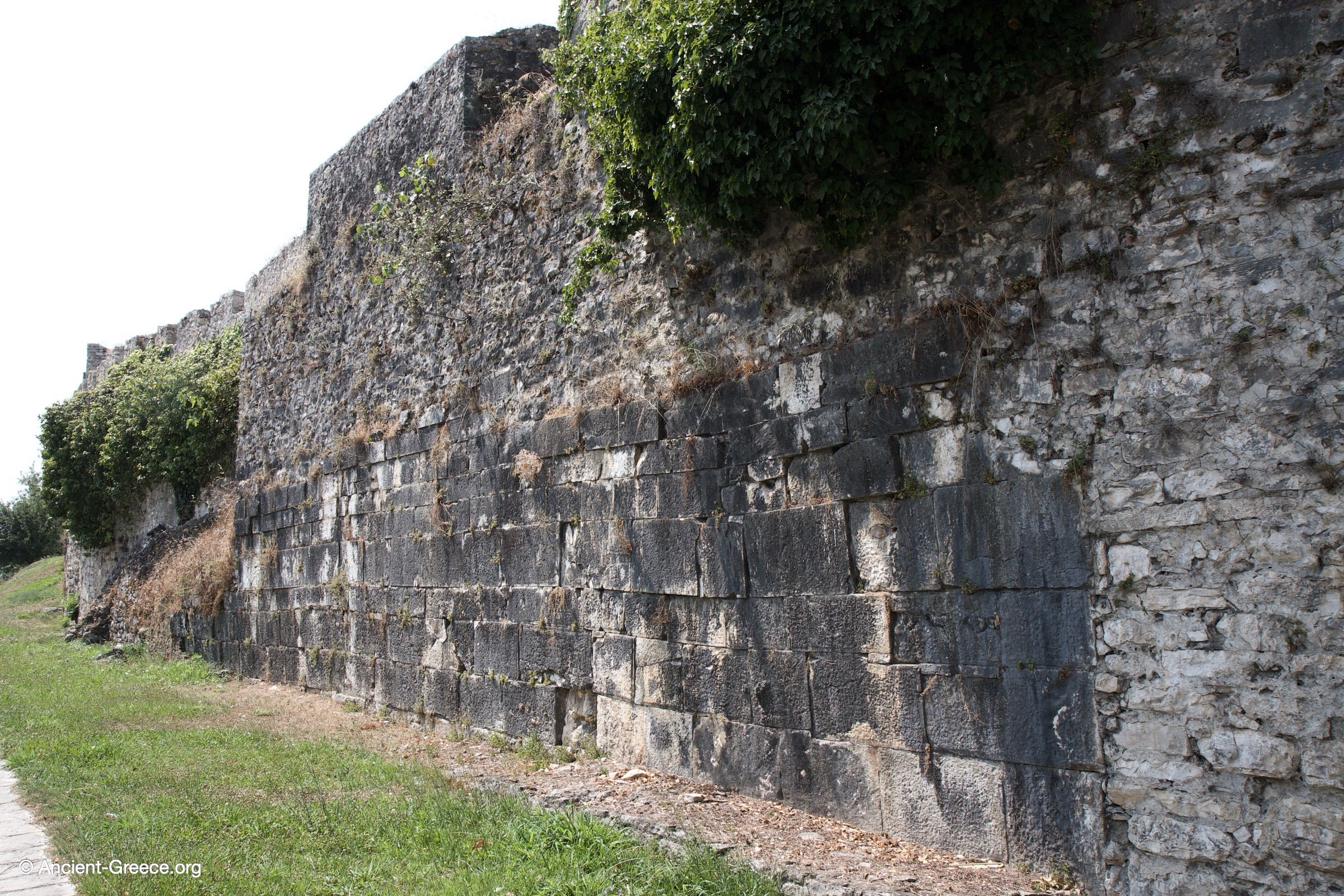 Fortifications of Arta and Ancient Ambracia