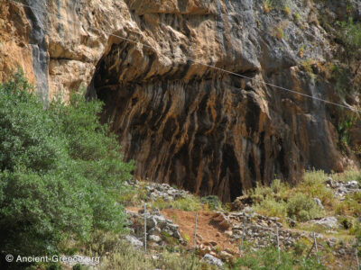 Asprochaliko Paleolithic rock shelter