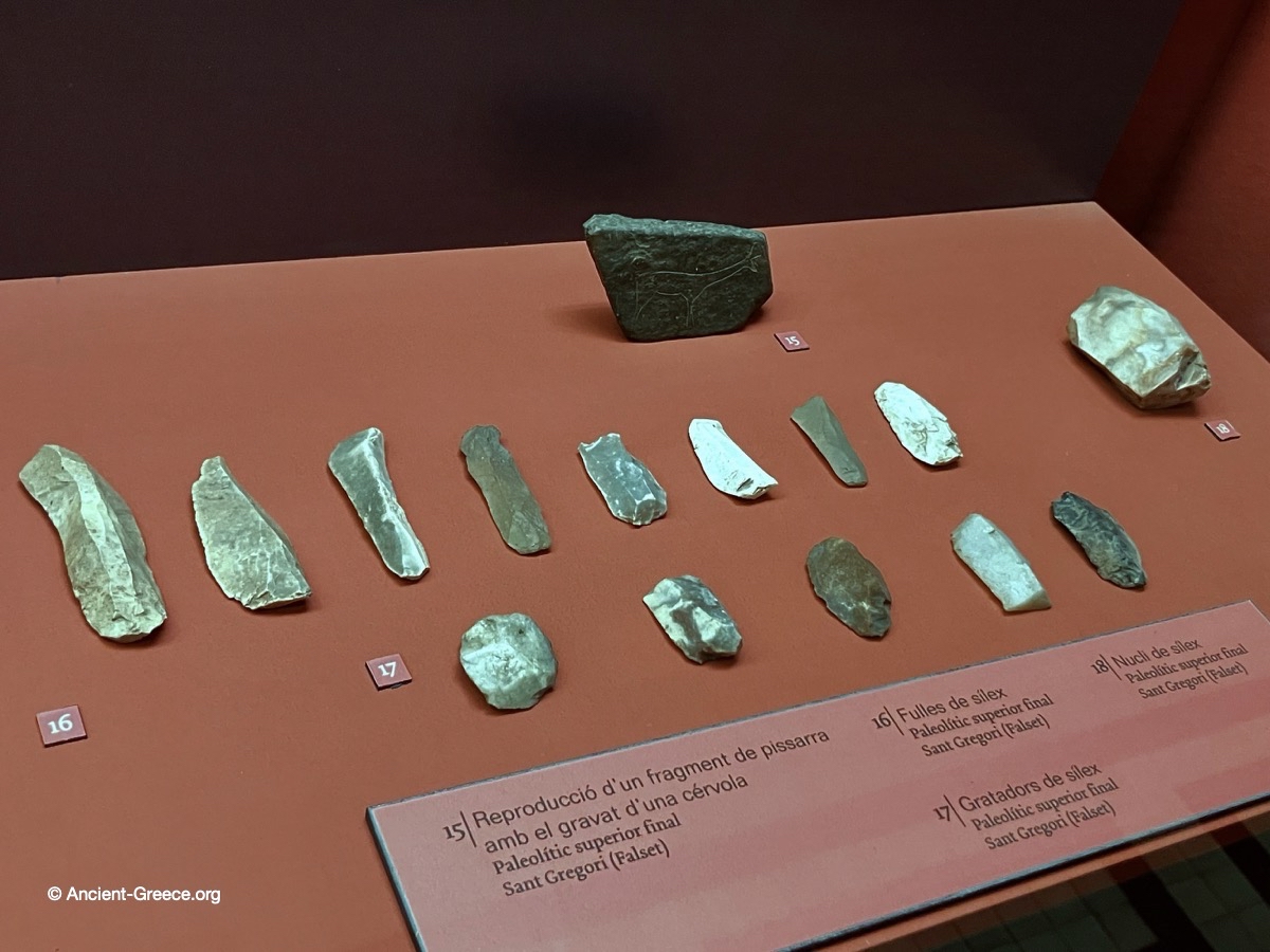 Flint blades and flint core from the Upper Late Paleolithic