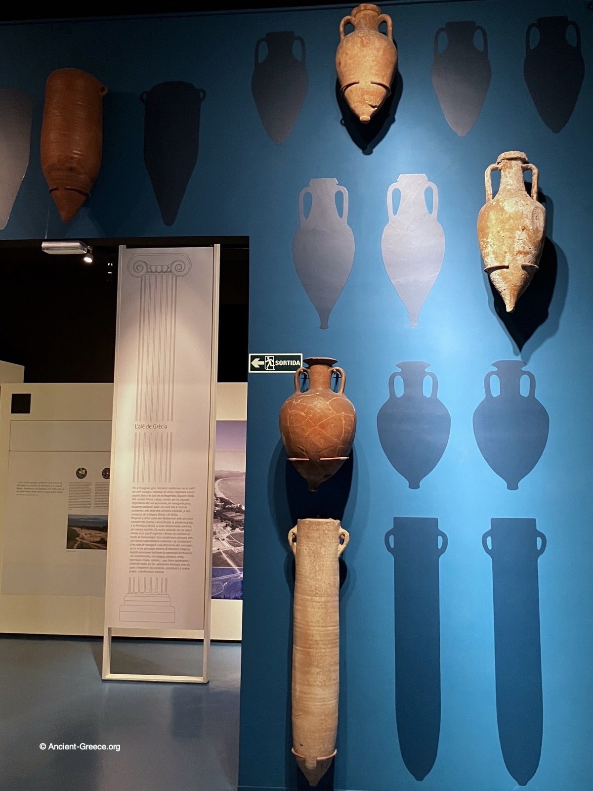 Cargo amphoras