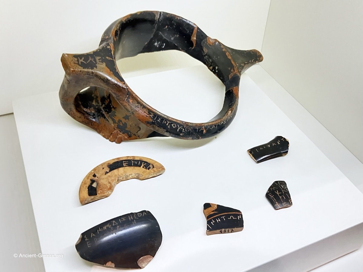 Inscriptions in Greek on shards of ceramics
