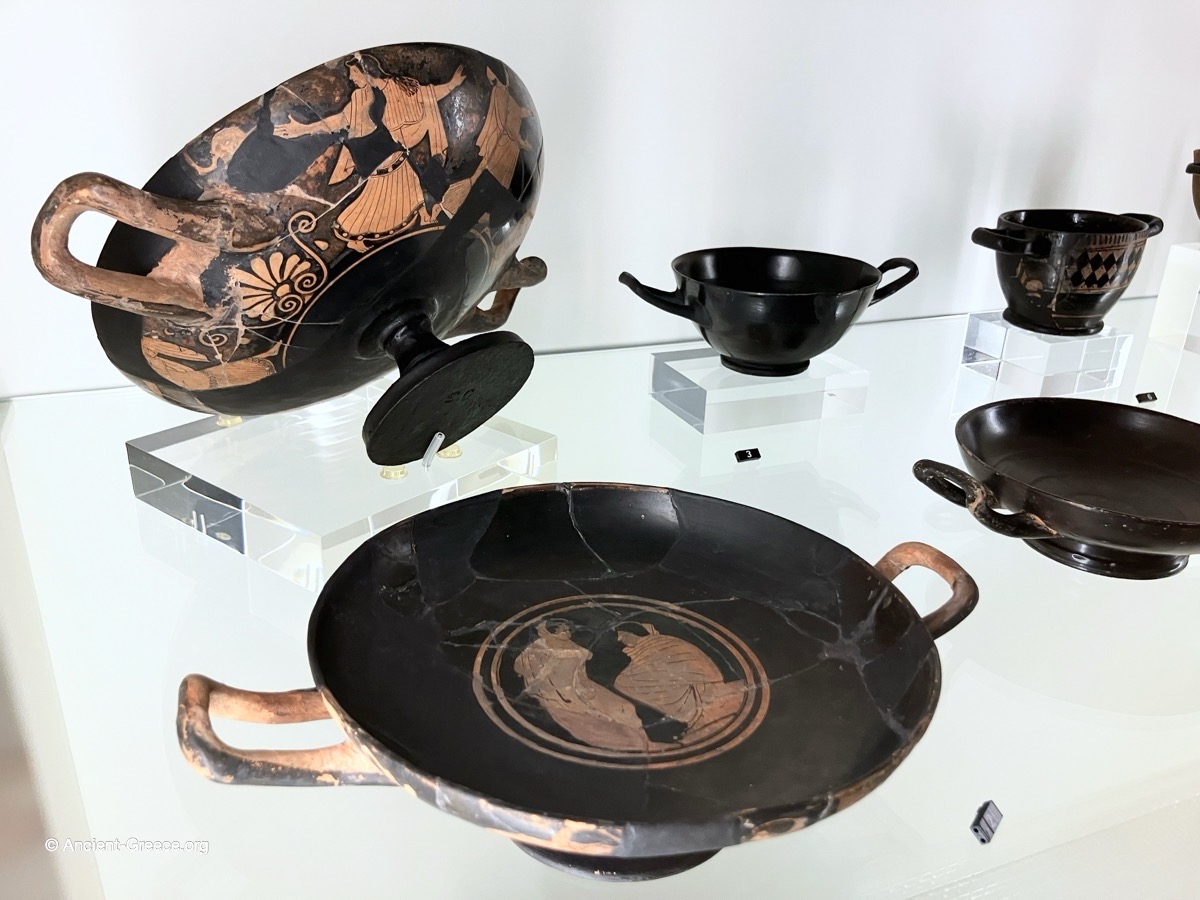 Attic ceramic Kylix