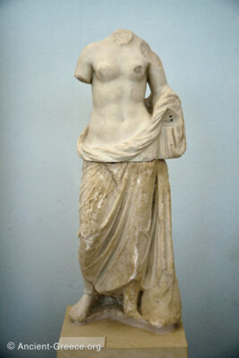 Aphrodite from the Establishment of the Poseidoniasts.