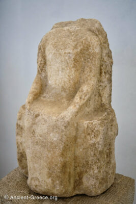 Statue of enthroned Hera