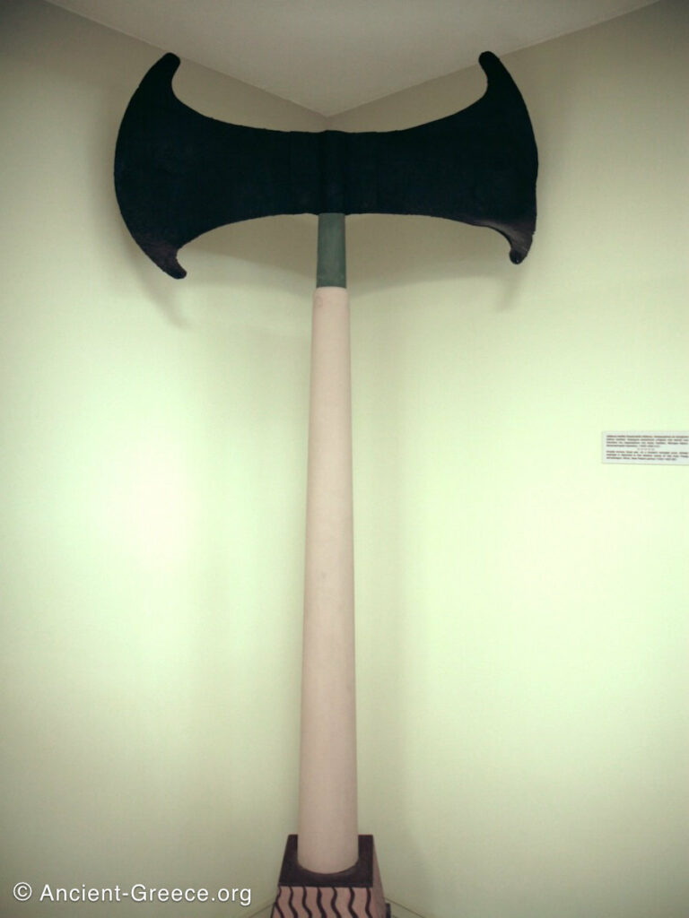 Large Double Axe – Ancient-Greece.org