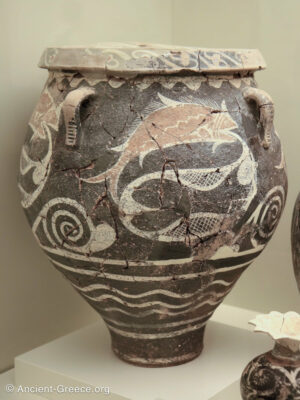 Heraklion Archaeological Museum - Pottery