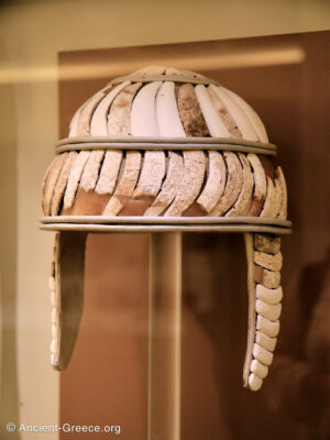 Boar's-tusk helmet with cheek guards