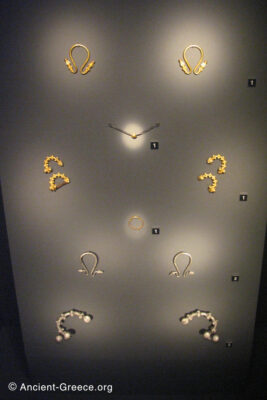 Jewelry from two female burials