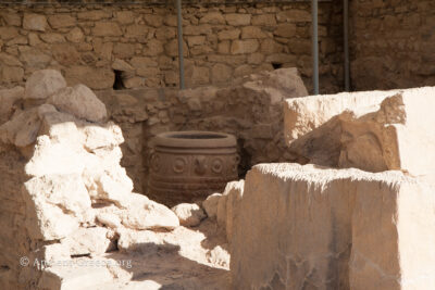 Knossos Ruins and Storage Jar