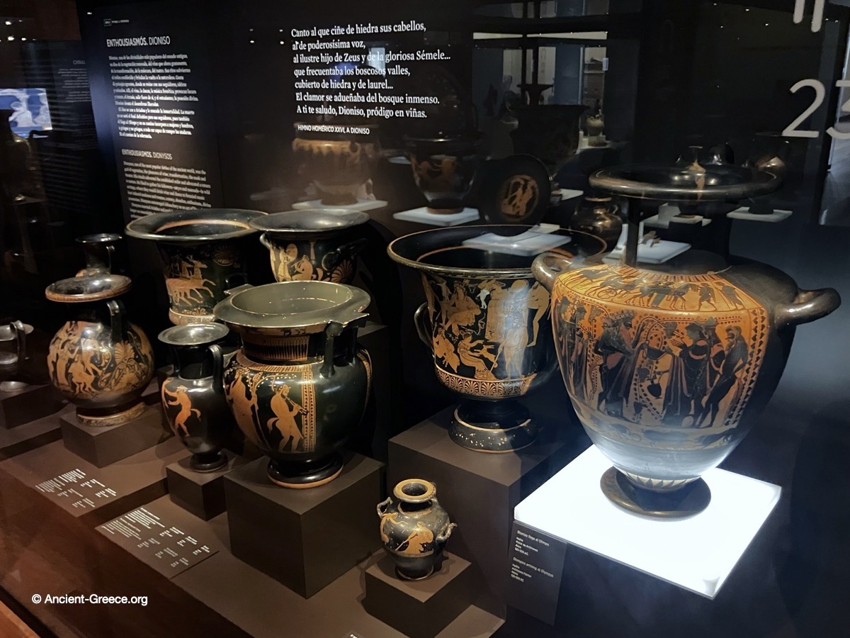 Archaic red and black-figure pottery