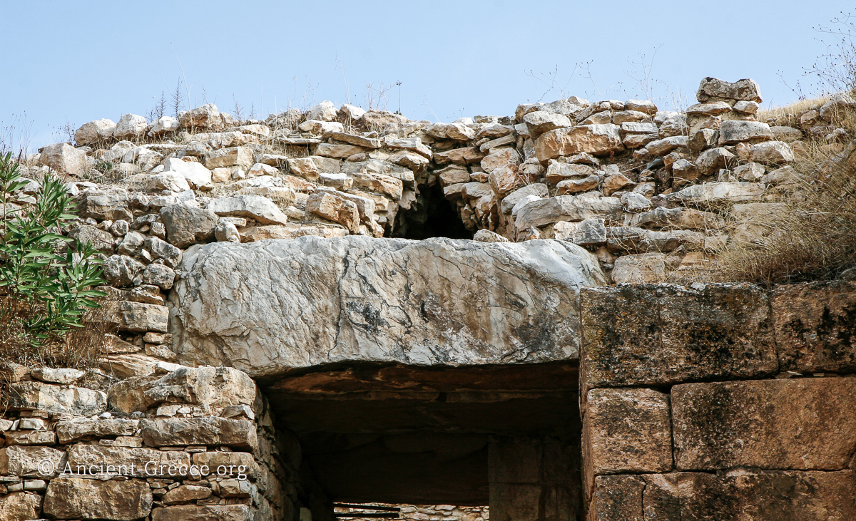 Mycenae, Tomb of Aegisthus Lintel and relieving triangle