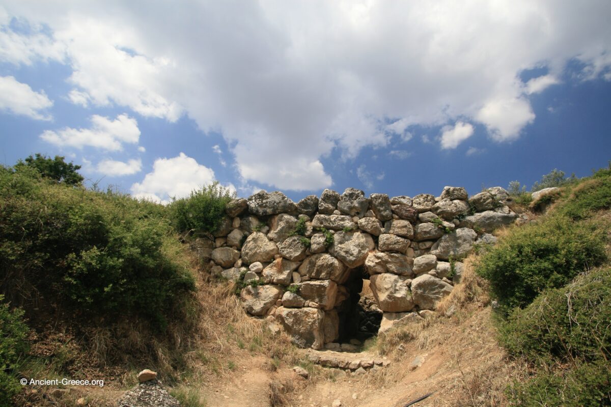 Arkadiko or Kazarma Mycenaean Bridge