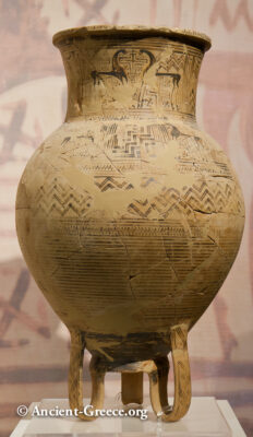 Tripod amphora