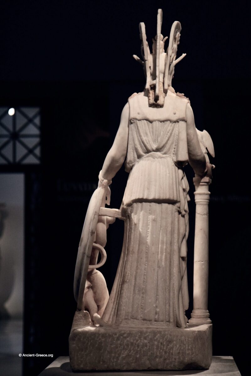  Ancient Greek art on exhibit in the National Archaeological Museum in Athens, Greece.