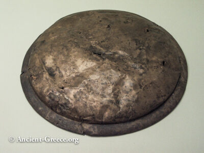 Unadorned Round Shield