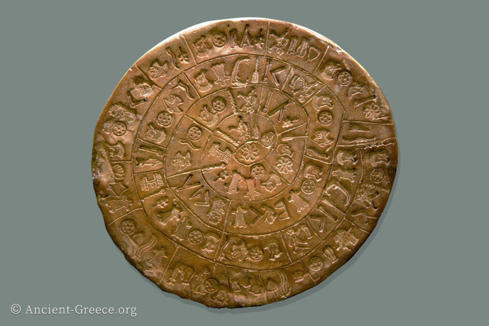 Clay tablet with spiral inscription