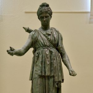 Bronze statuette of Artemis Bronze statuette of Artemis