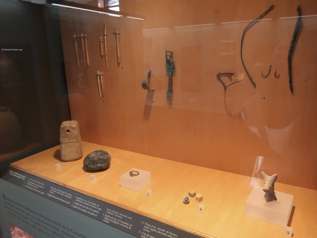 Artifacts from ancient Roses in the Museu de la Ciutadella de Roses.