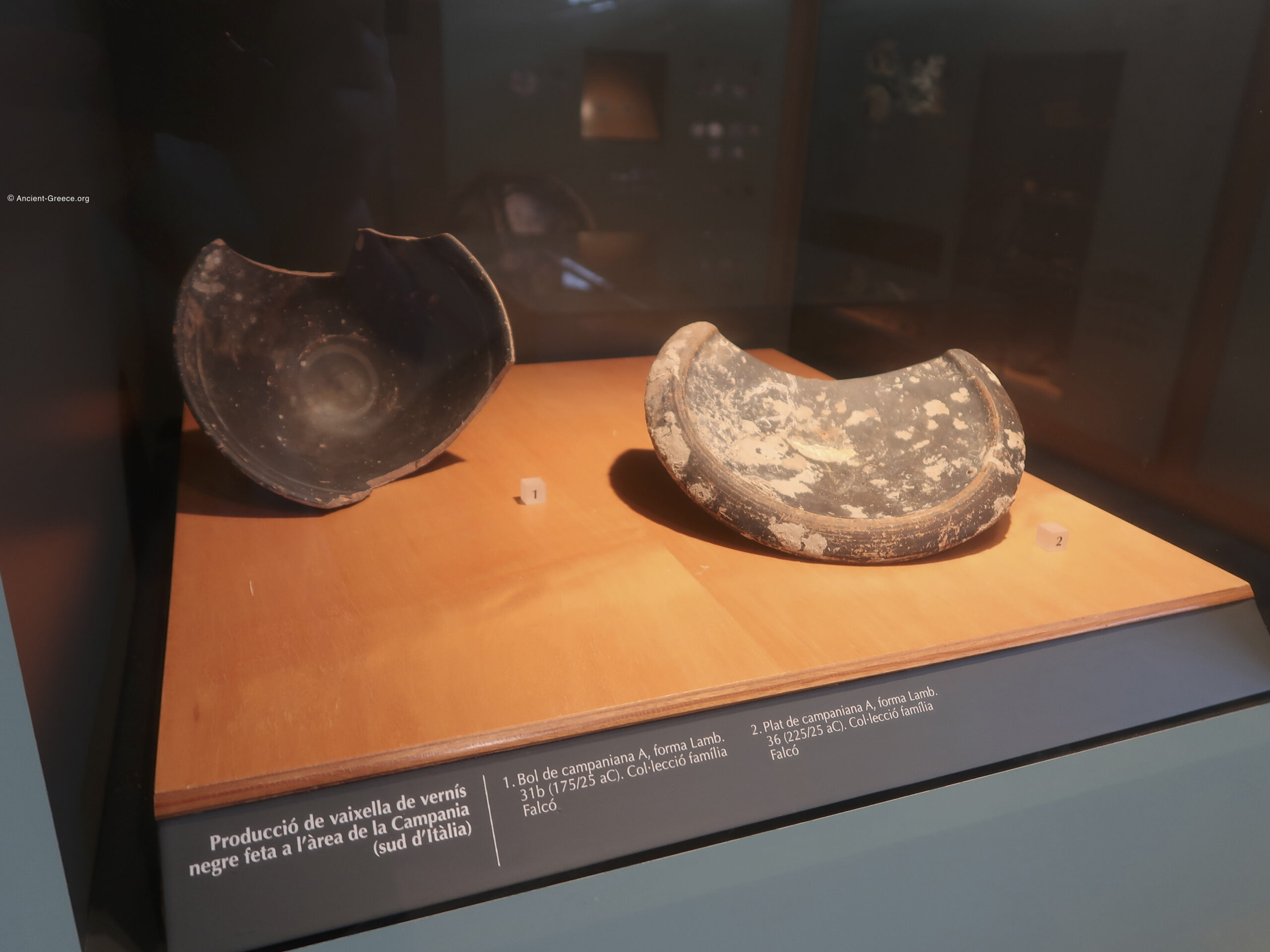 Ceramic vessels. Museu de la Ciutadella de Roses, Spain.