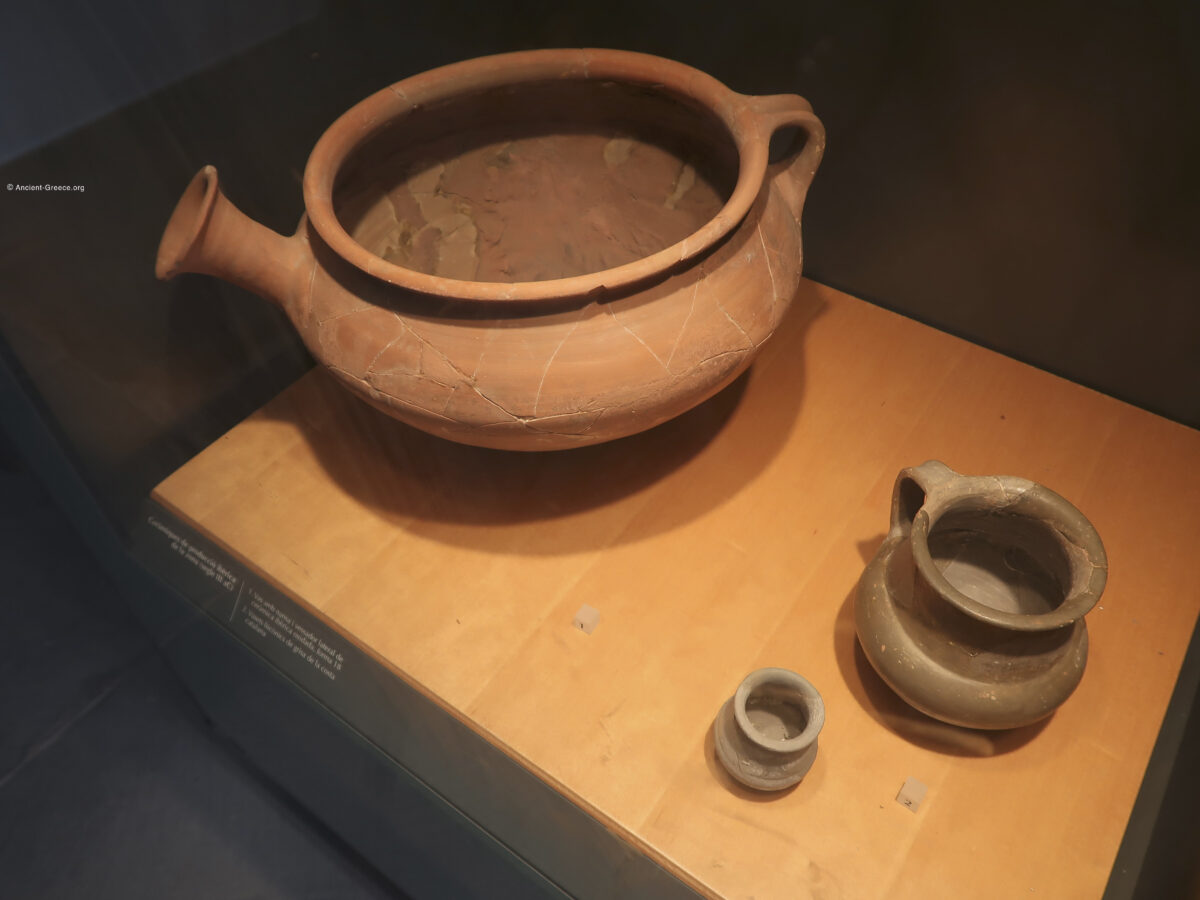 Ceramic vessels. Museu de la Ciutadella de Roses, Spain.