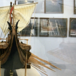 Scale Model of a 5th century Athenian Trireme Back view Scale Model of a 5th century Athenian Trireme back view