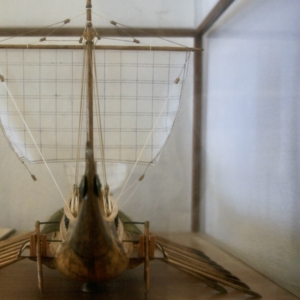 Ships in Ancient Greece - Bireme Scale Model. Back View. Bireme Scale Model. Back View.