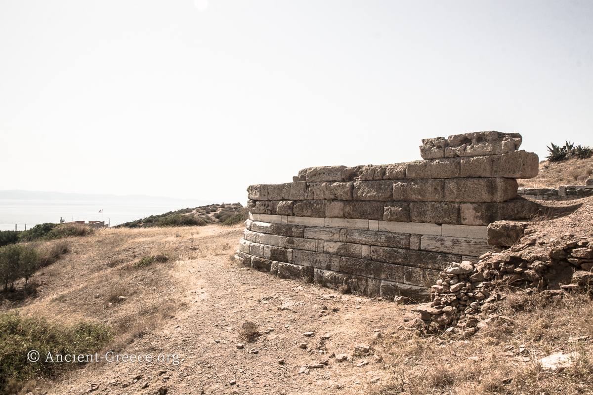 Defensive walls at Sounion