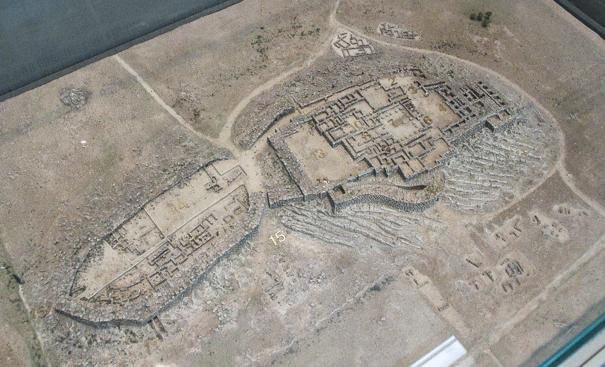 Tiryns citadel scale model